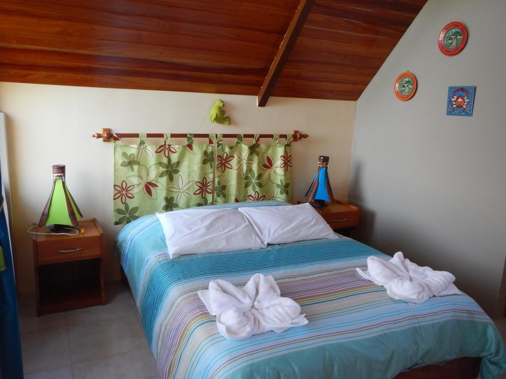 Hospedaje Casa Soleil Puerto Villamil Quarto foto