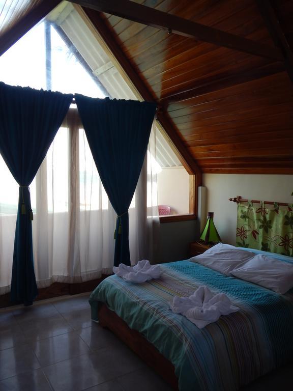 Hospedaje Casa Soleil Puerto Villamil Exterior foto